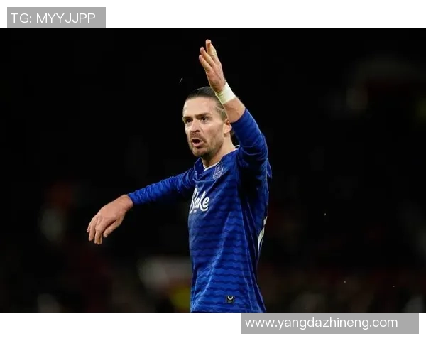 足球踢进的瞬间如何改变比赛格局与球员心态的深刻分析